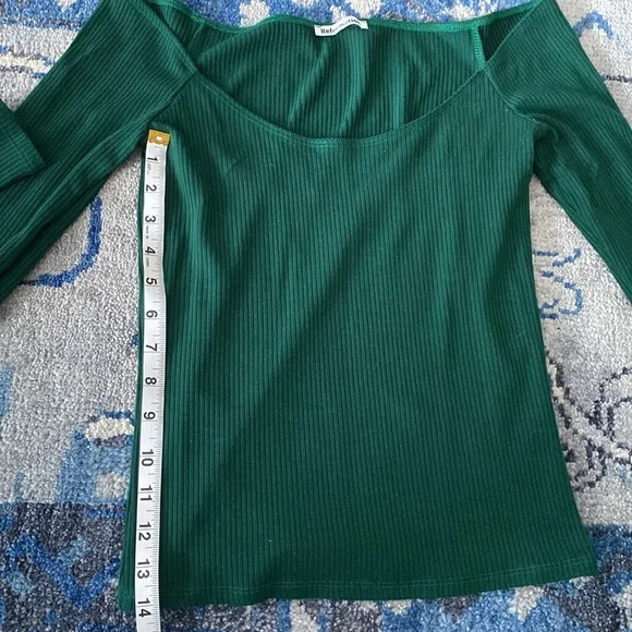 Reformation off shoulder long sleeve top - Picture 5 of 6